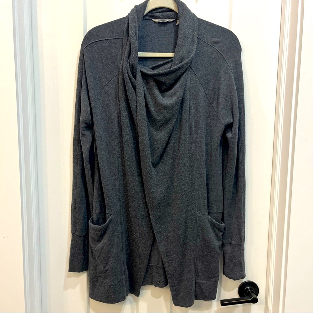 Athleta Women Studio Wrap Magnetic Cardigan Sweater Size XS Dark Gray Open Front